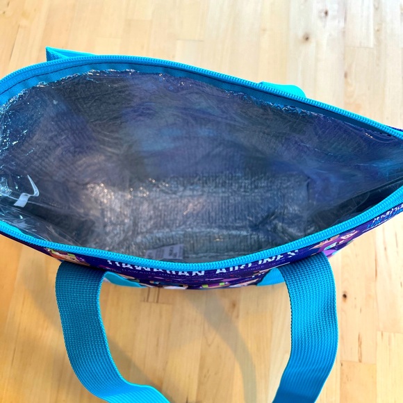 Colorful Hawaiian Airlines ✈️ Cooler Bag 💜 - Picture 6 of 6